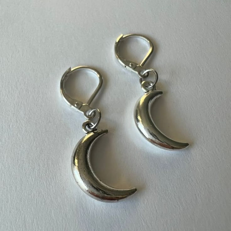 Moon earrings