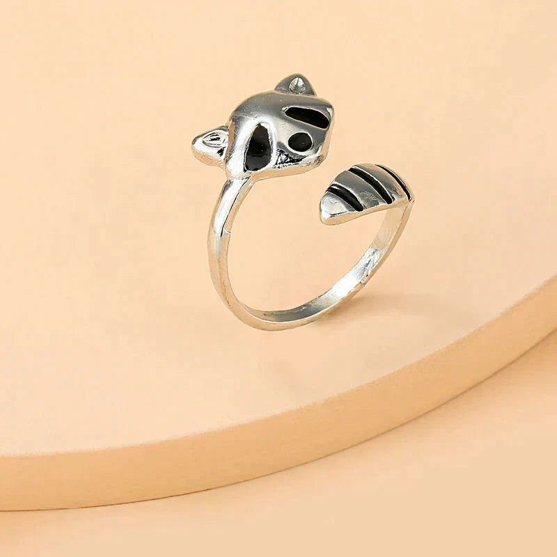 Adjustable Raccoon Ring