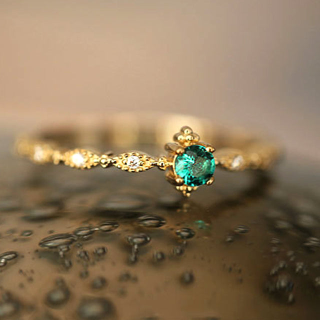 Exclusive emerald ring