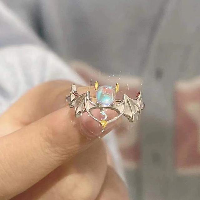 Adjustable bat ring with moonstone