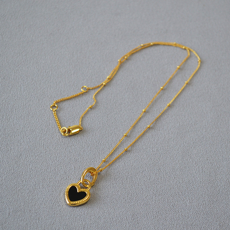 Black and White Heart Necklace Shadow Light I