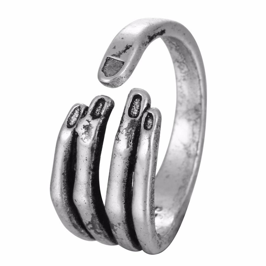 Silver hand ring