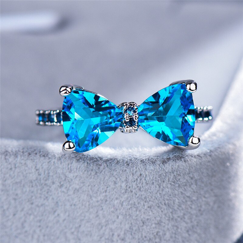 Gemstone bow ring