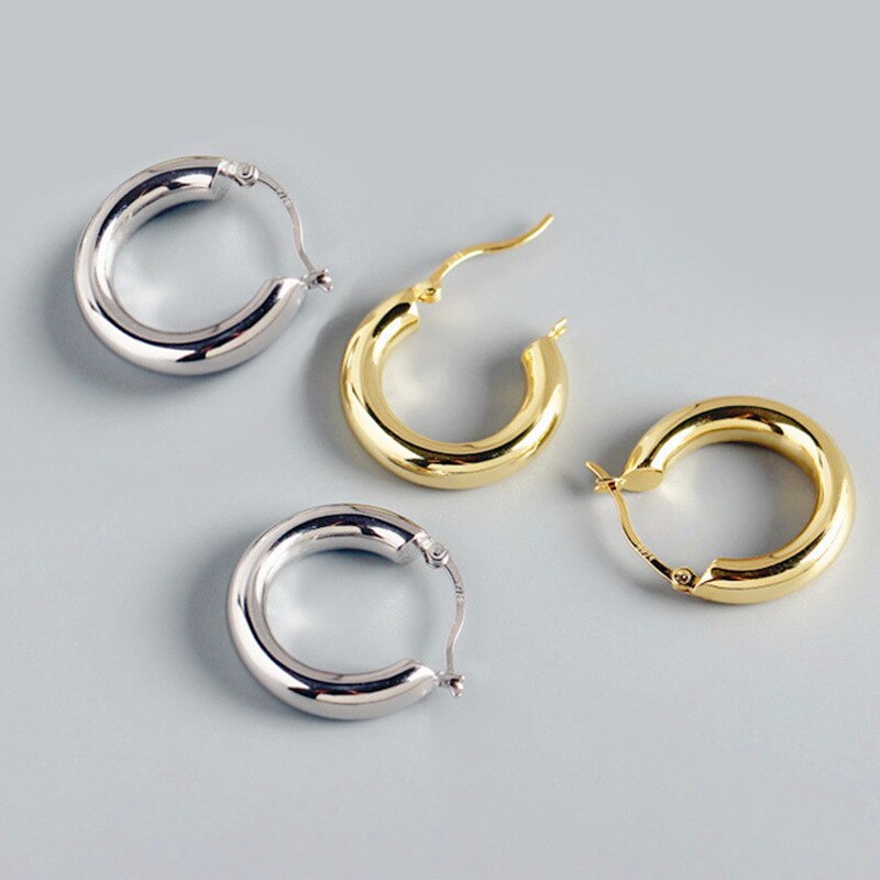 Classic earrings