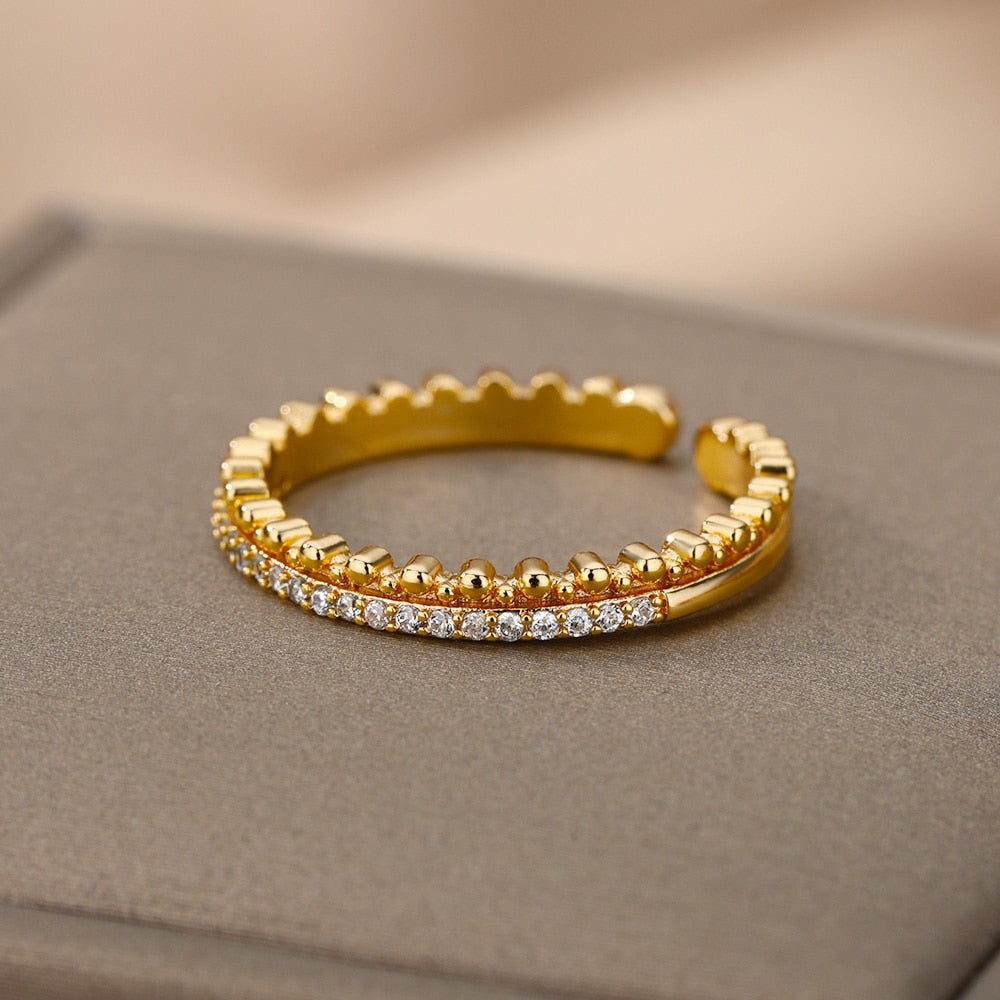 Adjustable zirconia ring