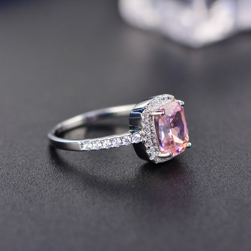 Luxury crystal ring