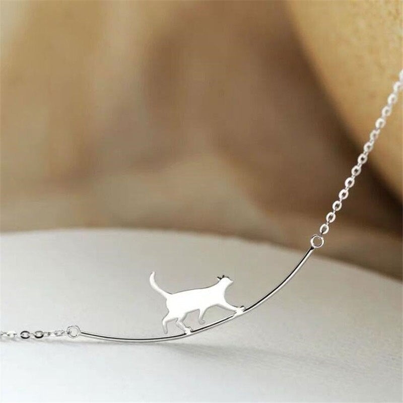 Climbing cat collar
