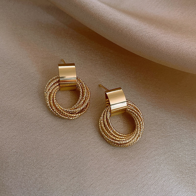 Golden circle earrings