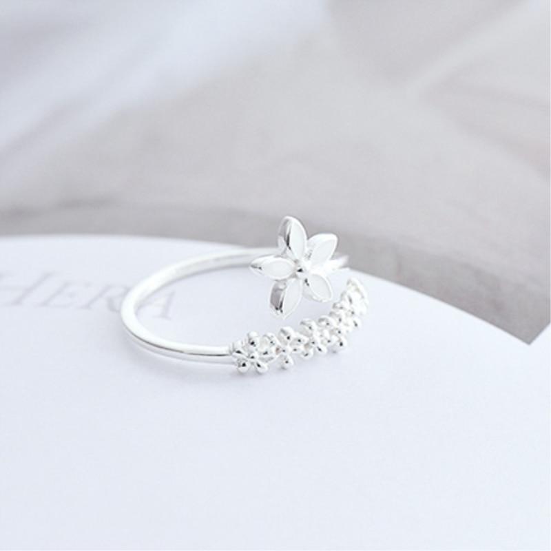Adjustable Enamel Wildflower Ring