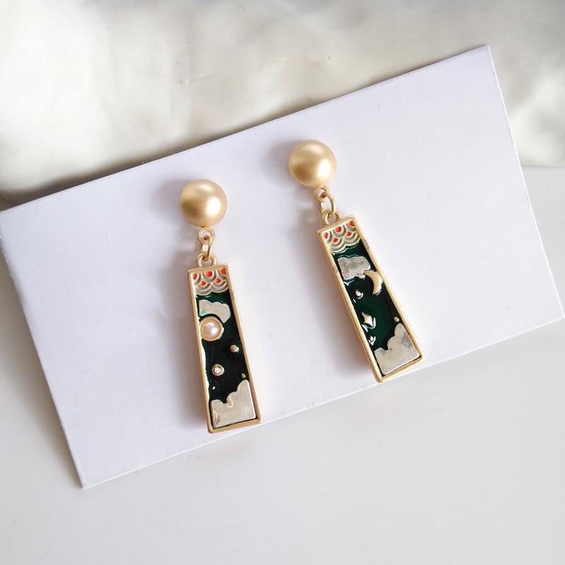 Lunar Sk Earrings