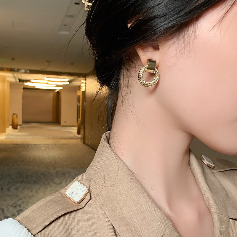 Golden circle earrings