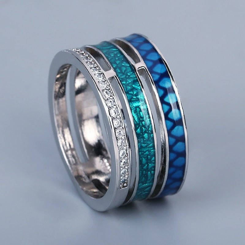 Multicolored blue round geometric ring