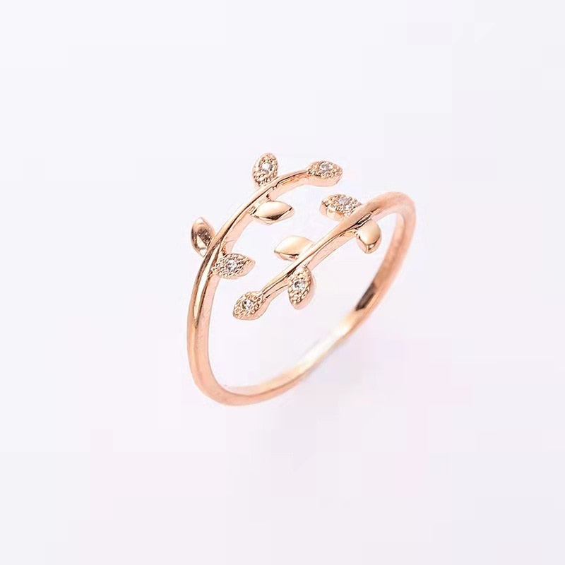 Adjustable Ring with Zirconia Leaves