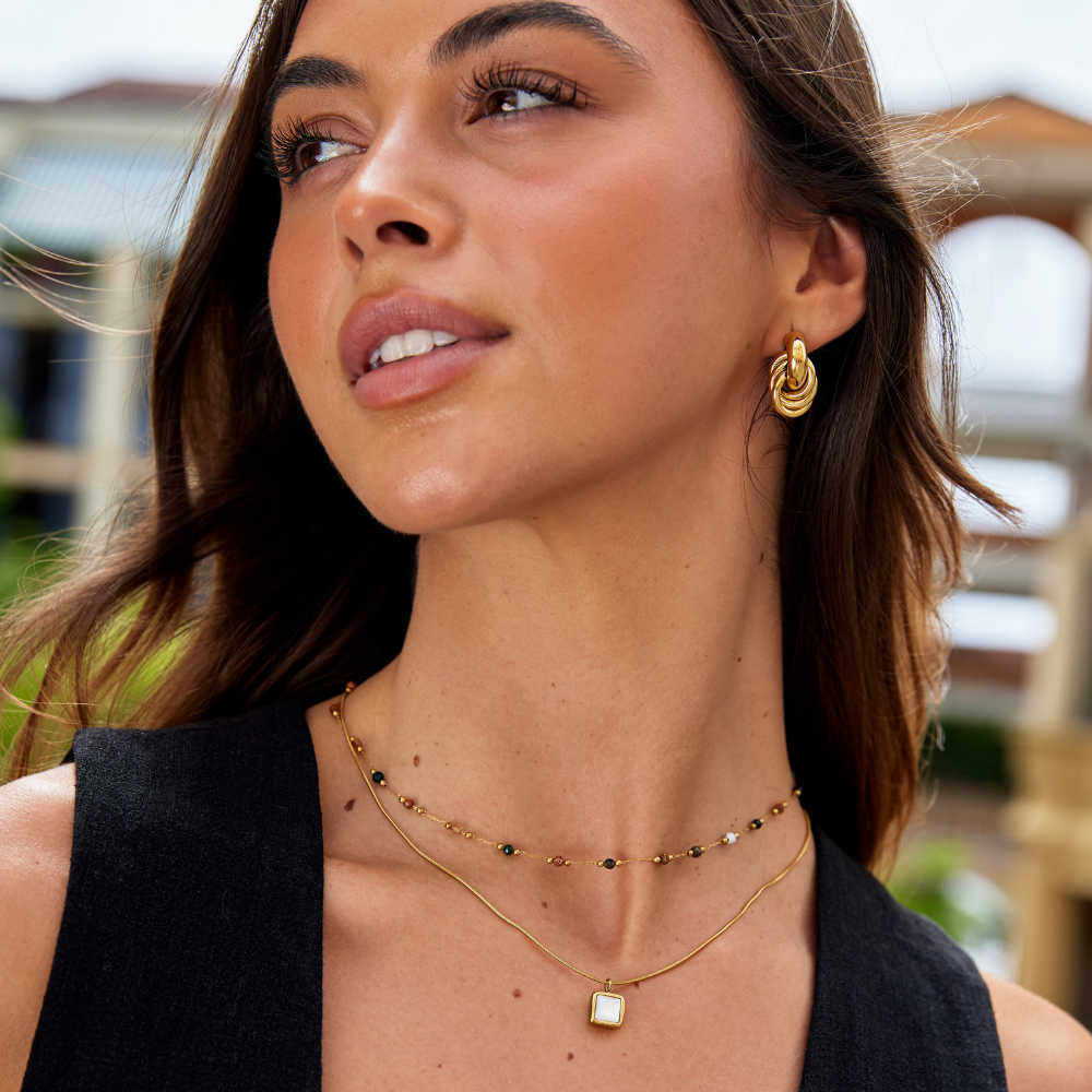 Luly stone necklace