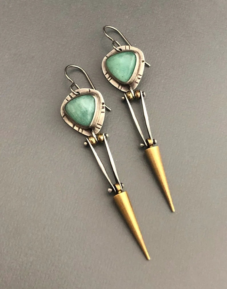 Bohemian ethnic earrings made of green resin stone