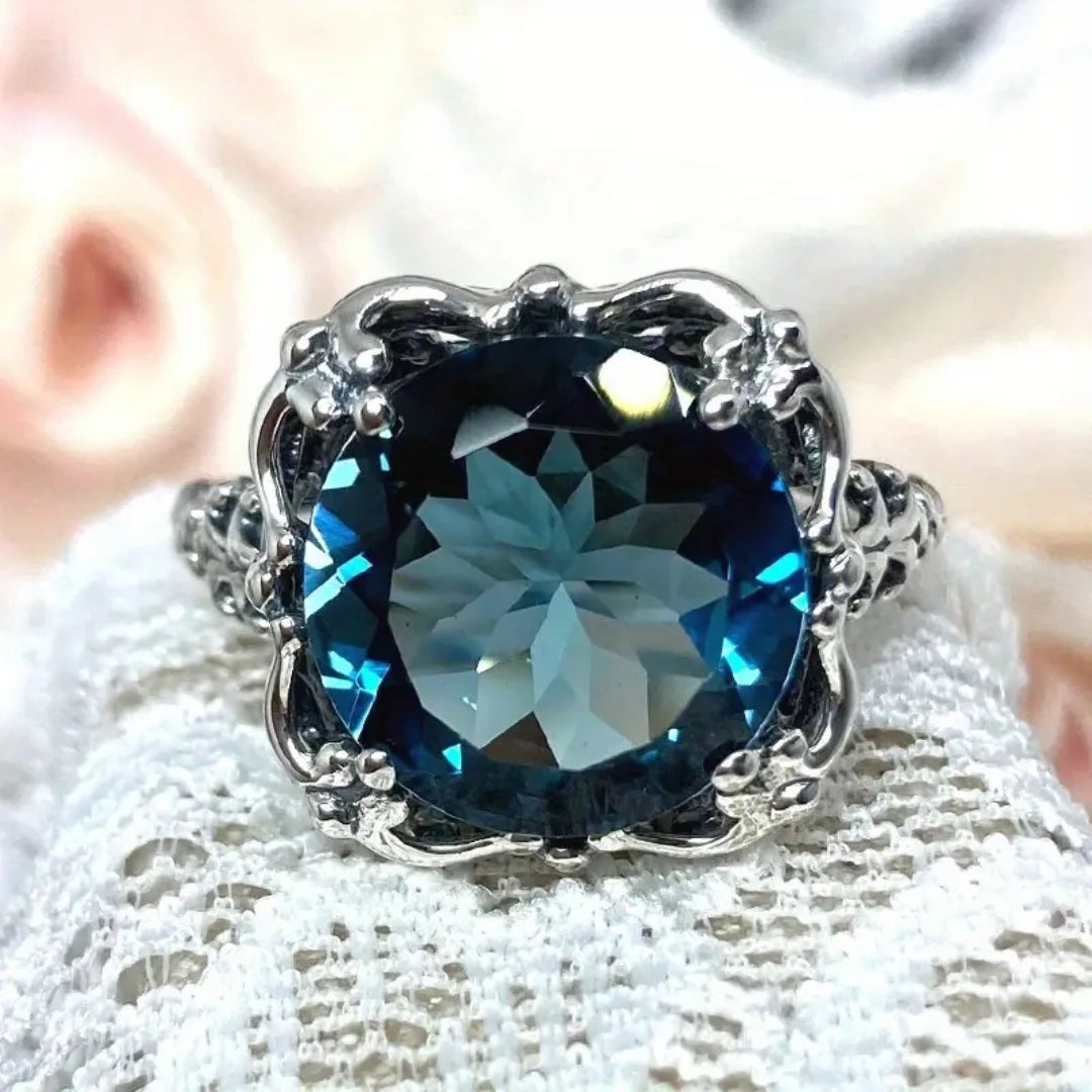 Blue crystal flower ring