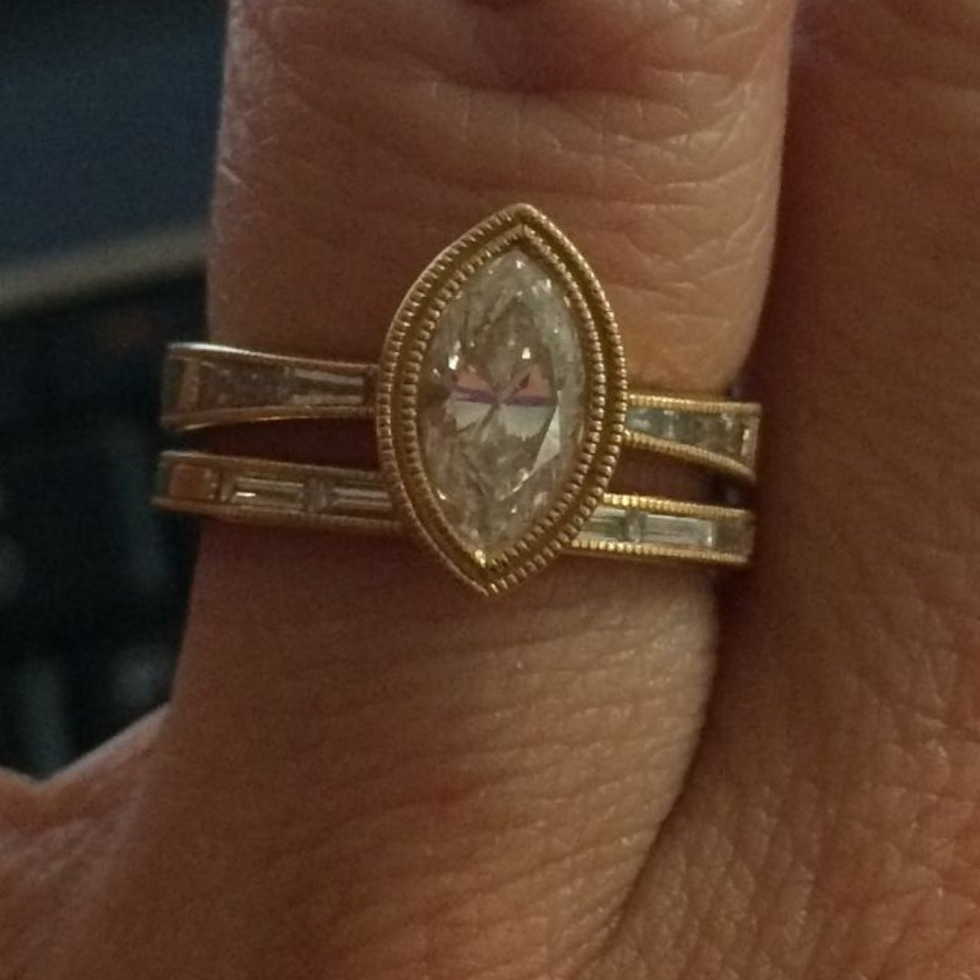 Oval layered gold crystal ring set