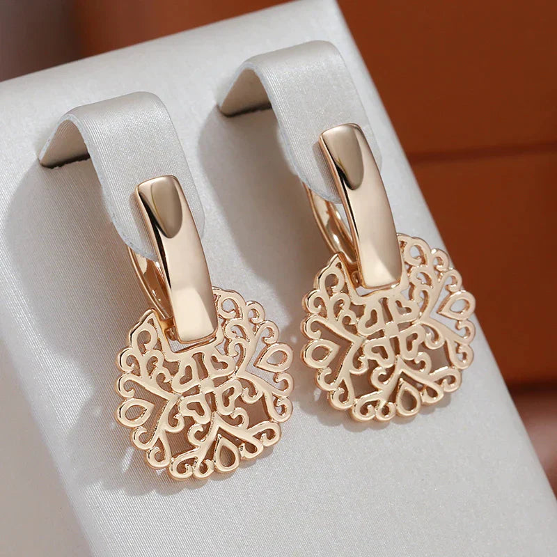 Elegant round mandala earrings