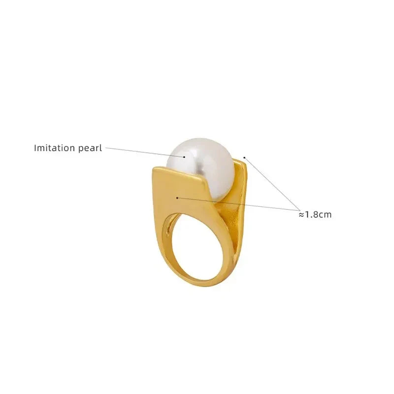 Pearl Haven Large Pearl Ring I