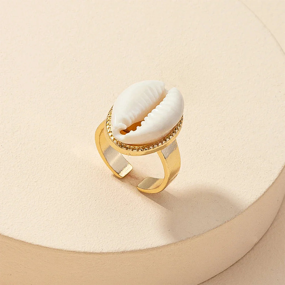 Oceanic ivory shell ring I