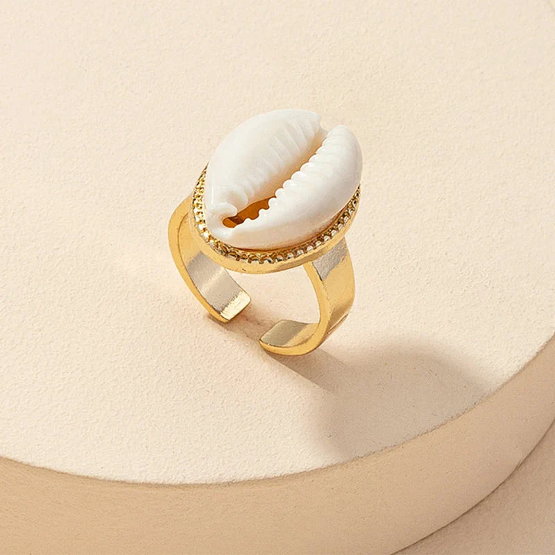 Oceanic ivory shell ring I