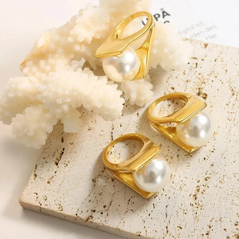 Pearl Haven Large Pearl Ring I