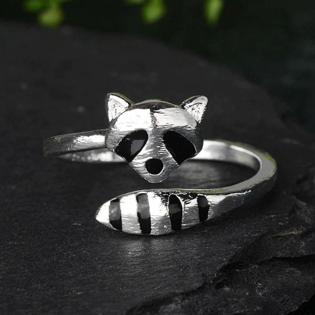 Adjustable Raccoon Ring