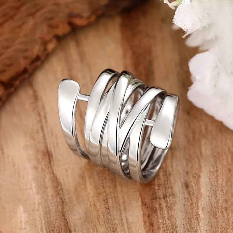 Curved line | Layered ring