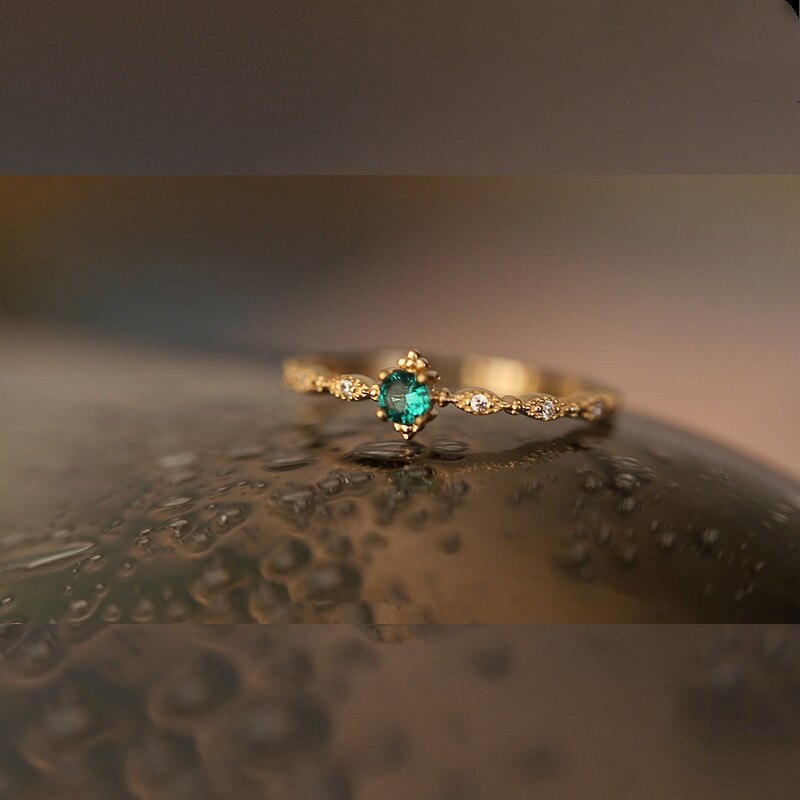 Exclusive emerald ring