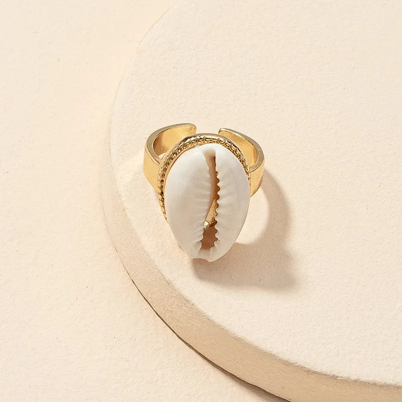 Oceanic ivory shell ring I