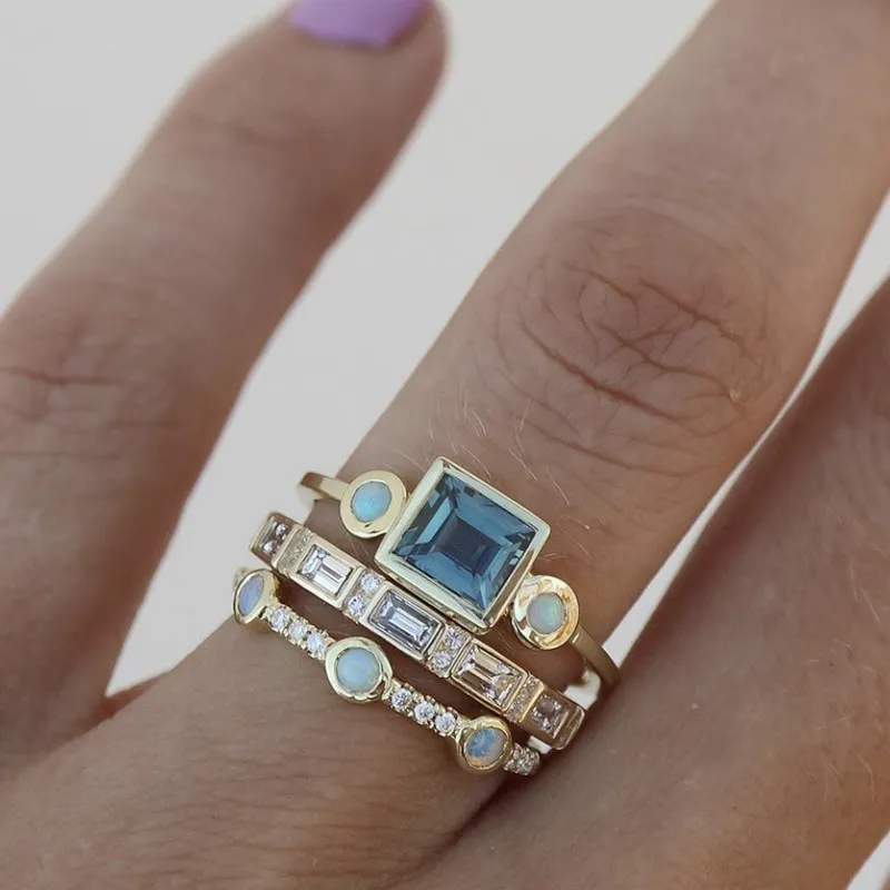 Blue crystal ring set