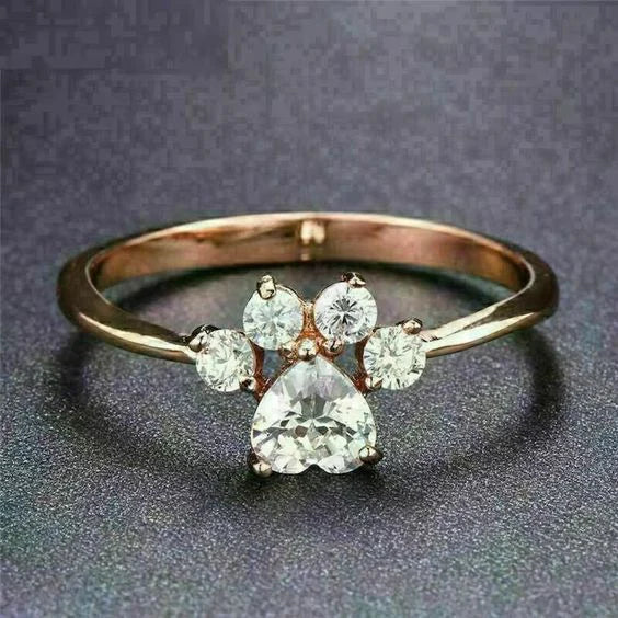 Shiny paw ring