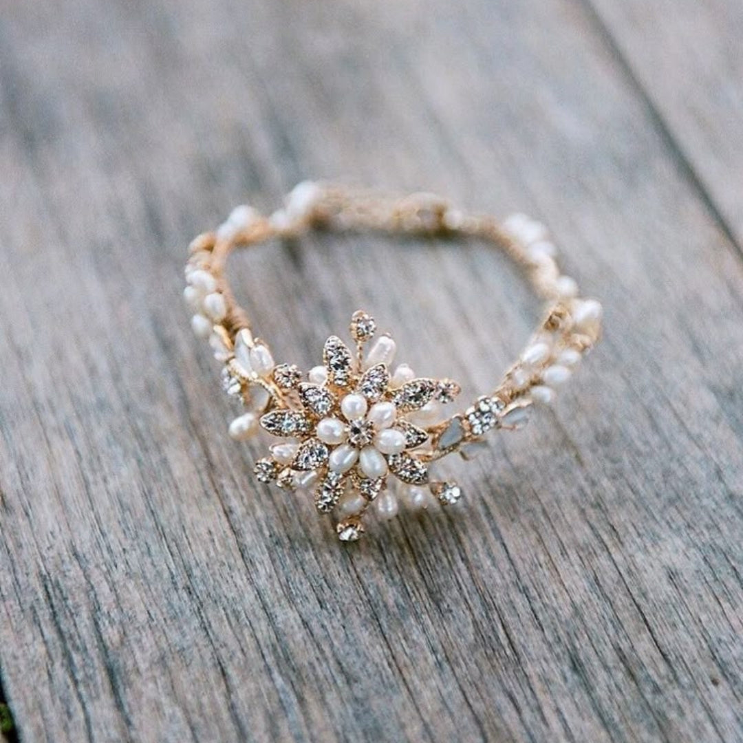 Exotic pearl ring