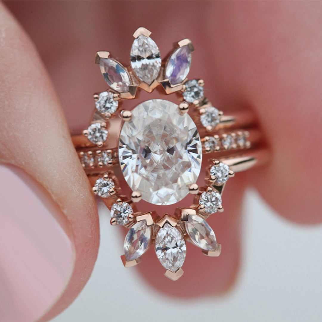 Sparkling white crystal c na ring