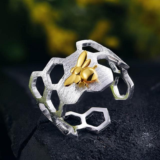 Adjustable honeycomb ring