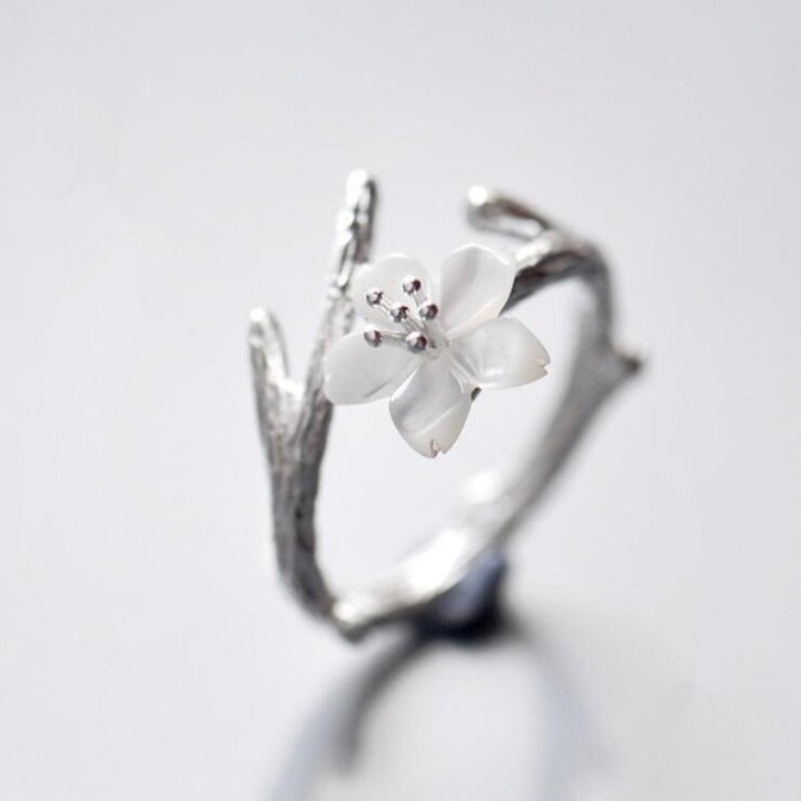 White petal ring