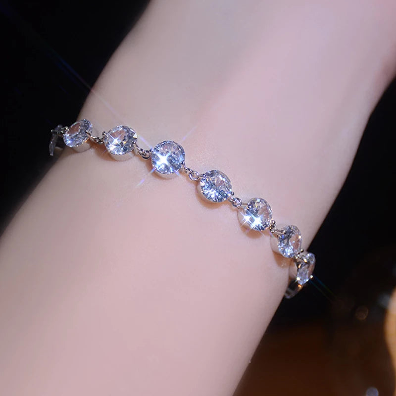 Luxury bracelet with zircons
