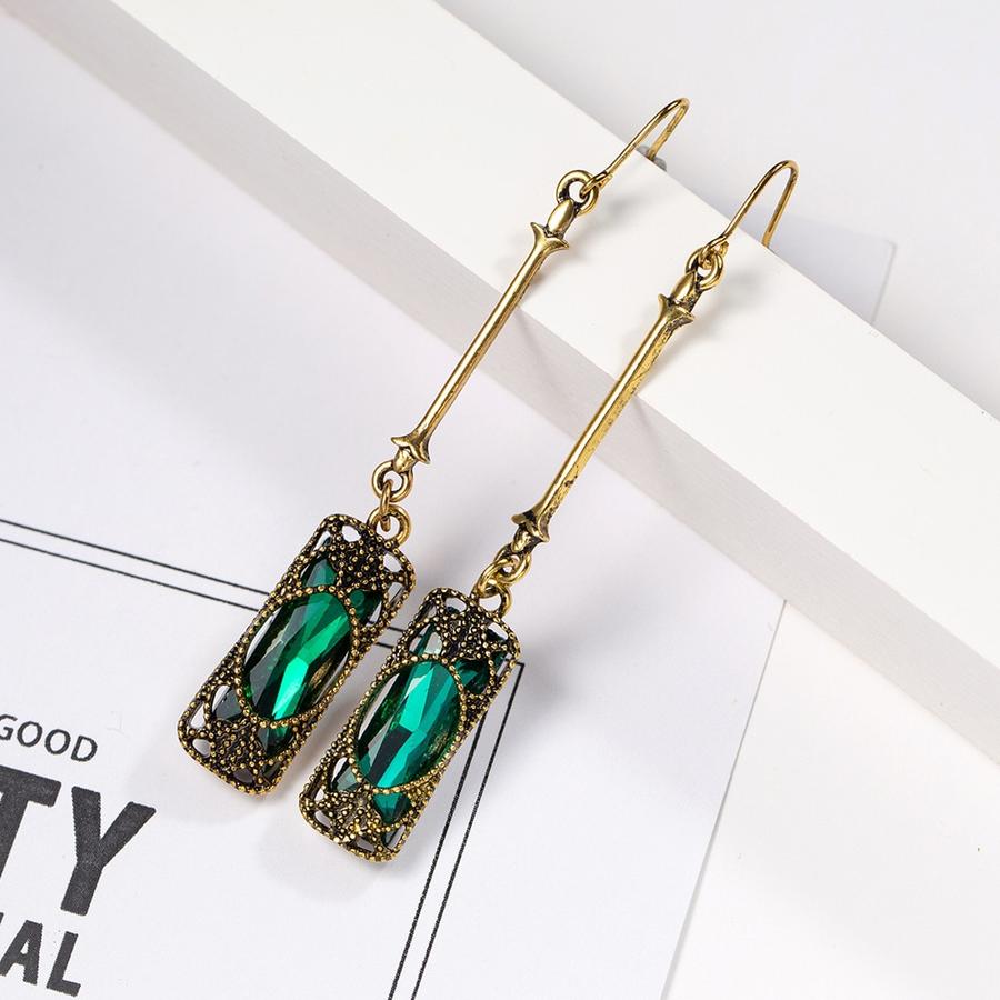 Emerald crystal earrings