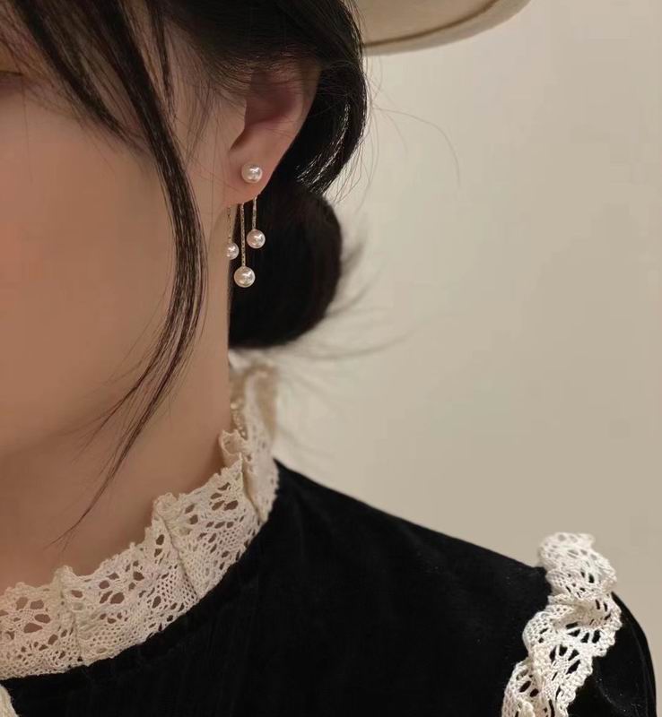 Romantic pearl crystal earrings