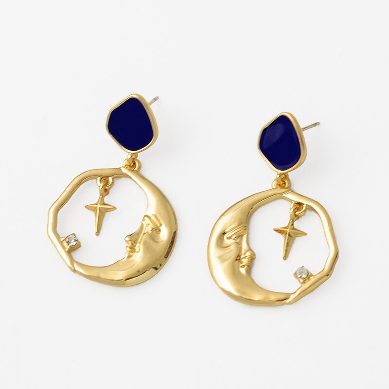 Half-moon earrings