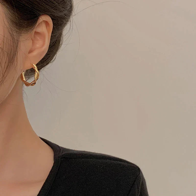 Bow earrings