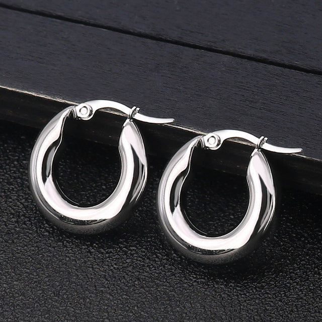 Chunky minimalist earrings