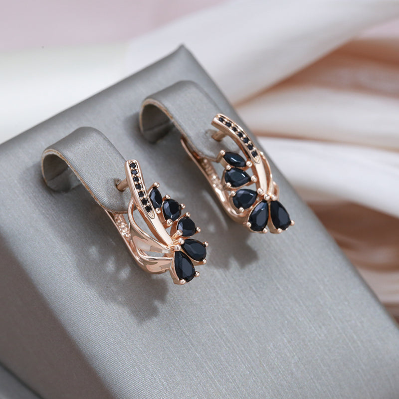 Elegant earrings with black crystals