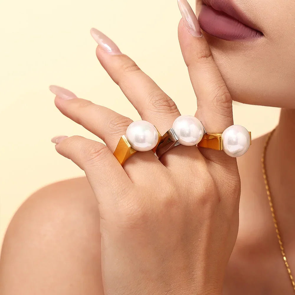 Pearl Haven Large Pearl Ring I