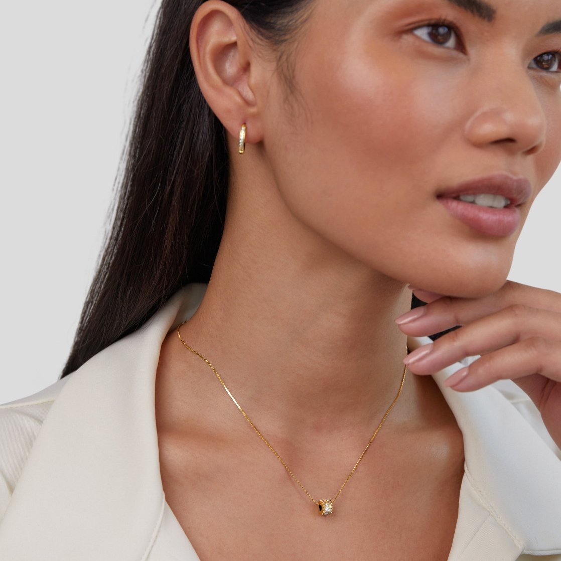 Gigi crystal necklace