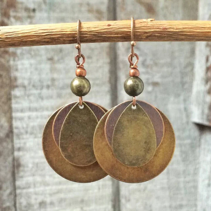 Round earrings
