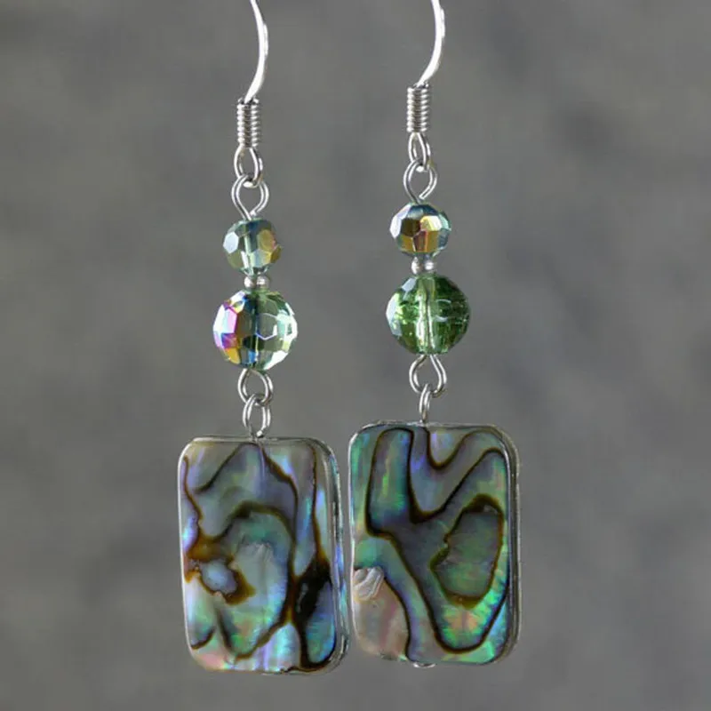 Multicolor chromatic earrings