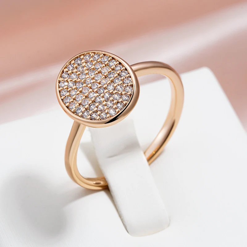 Elegant shiny gold plate ring