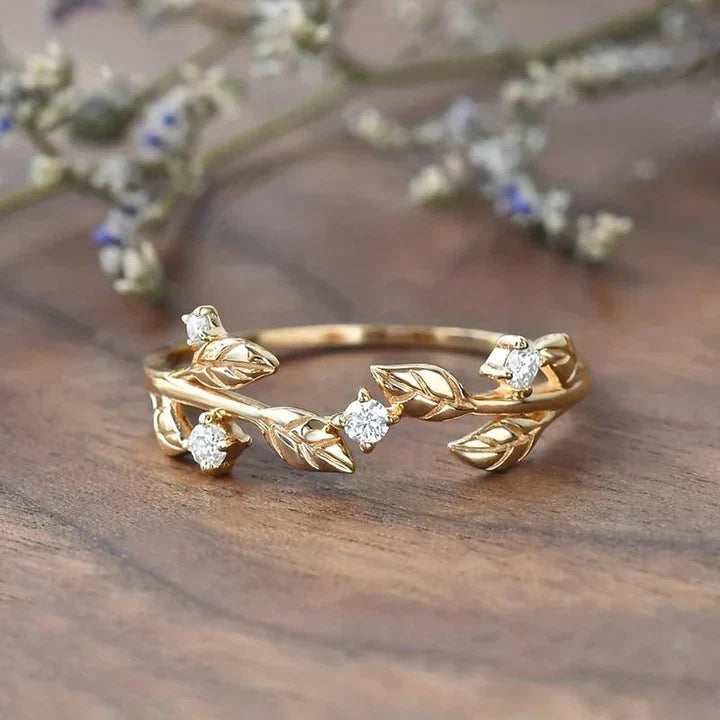 Gold leaf ring with diamonds