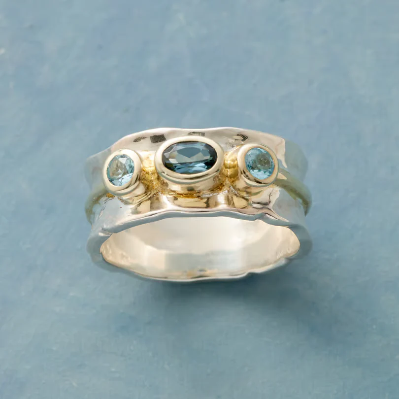 Blue crystal inlaid ring